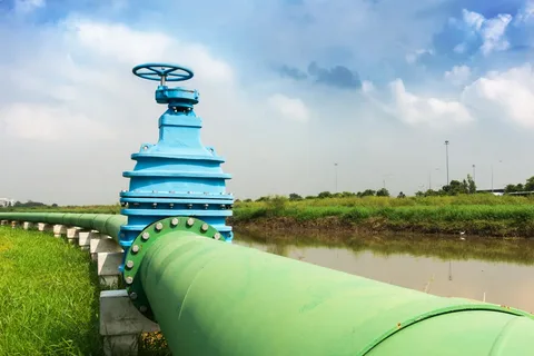Stainless Steel Pipes Uses in Water Pipeline Systems: Benefits and Applications