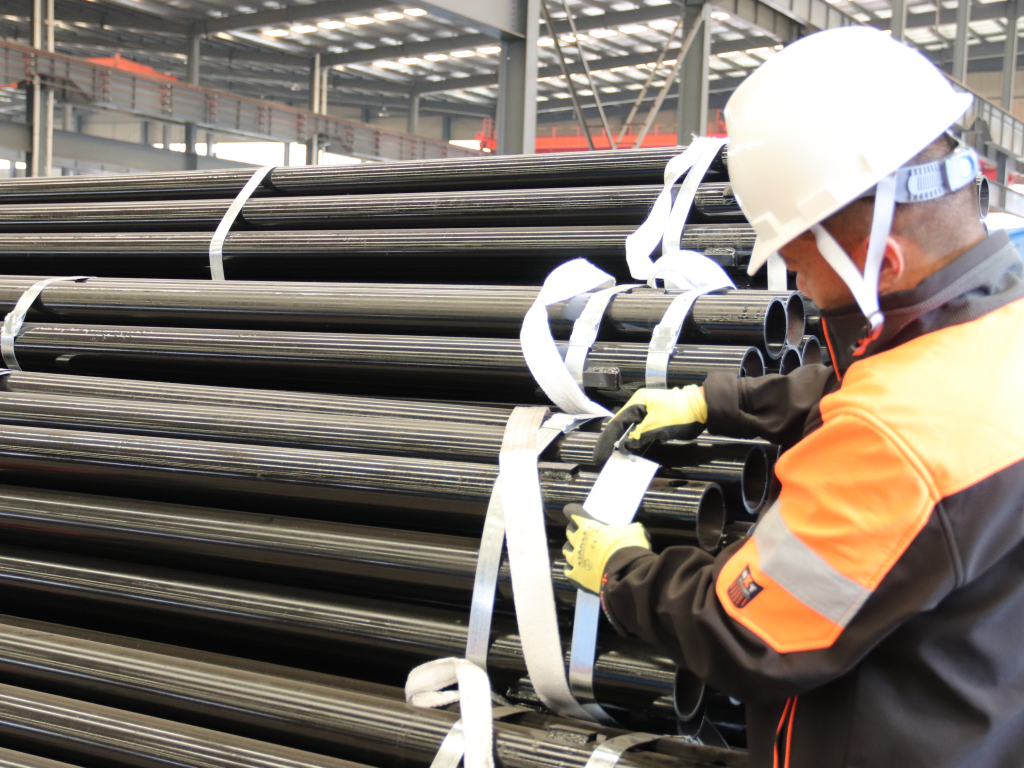 Steel Square Tubing-Hollow Structure/Wall Thickness/Features